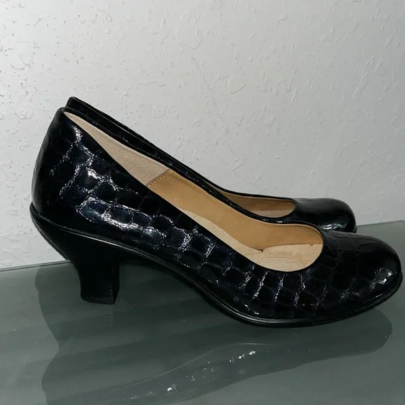 NWOB Softspots Salude Croco Black Patent Leather Pump Low Heels Pumps si… - Picture 4 of 12